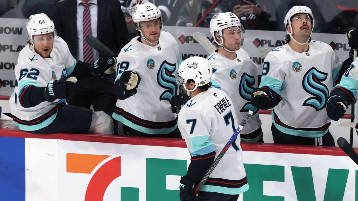 Francis skončí jako šéf hokejových operací v Seattlu, který pomáhal vybudovat